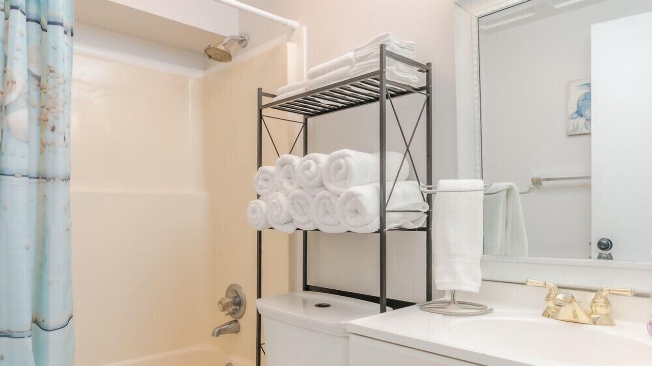 Photo of Bathroom in Garden City