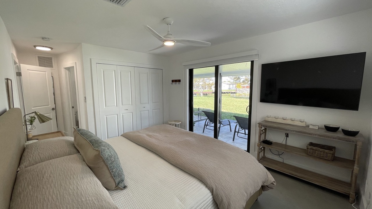 Photo of Bedroom in Sunset