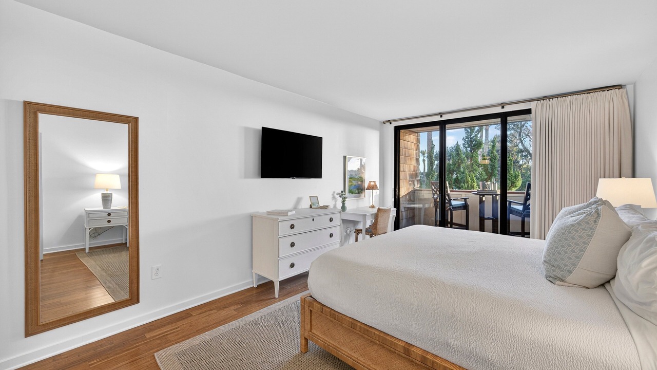 Photo of Patio Balcony in West Beach Village
