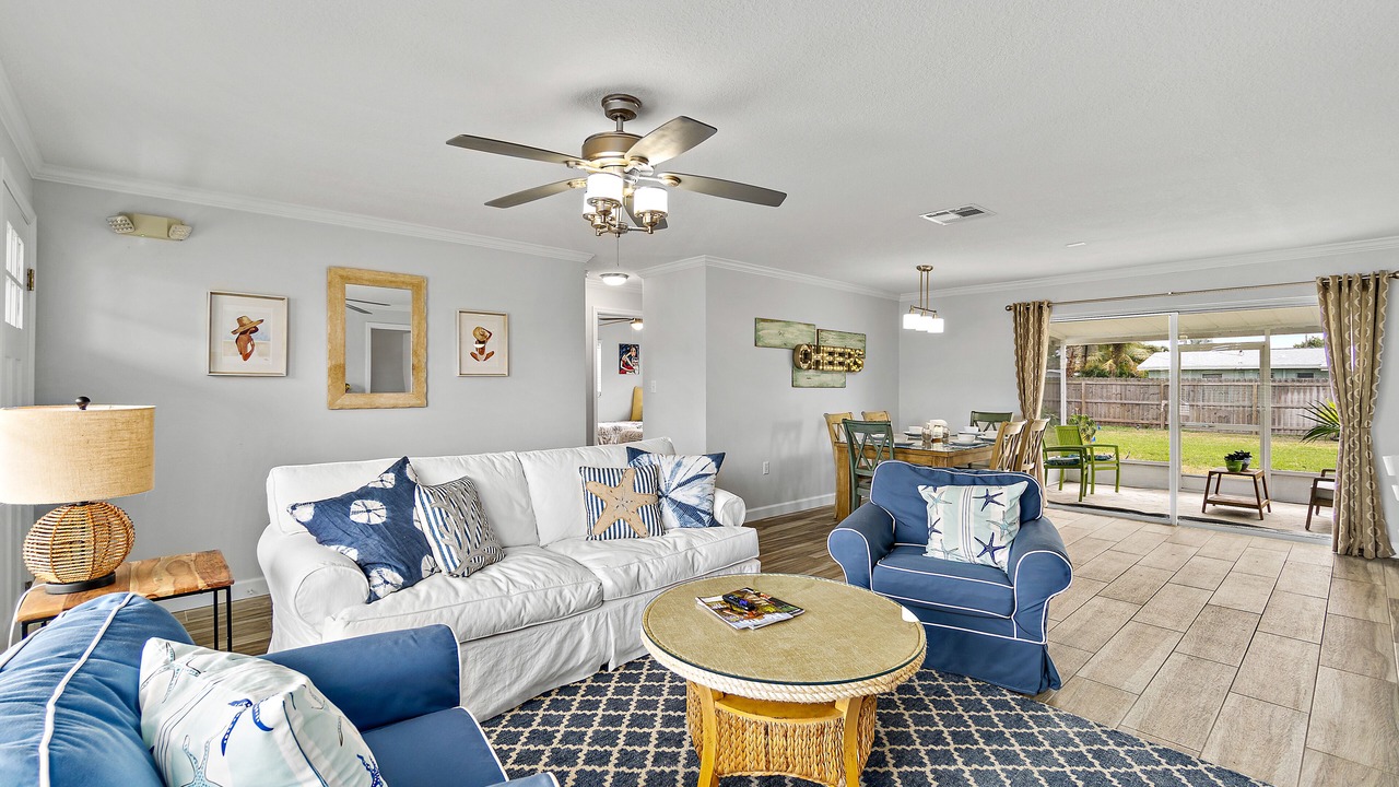 Photo of Livingroom in Indian Harbour Beach