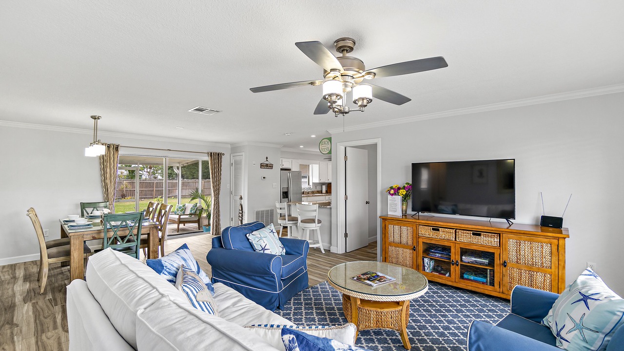 Photo of Livingroom in Indian Harbour Beach