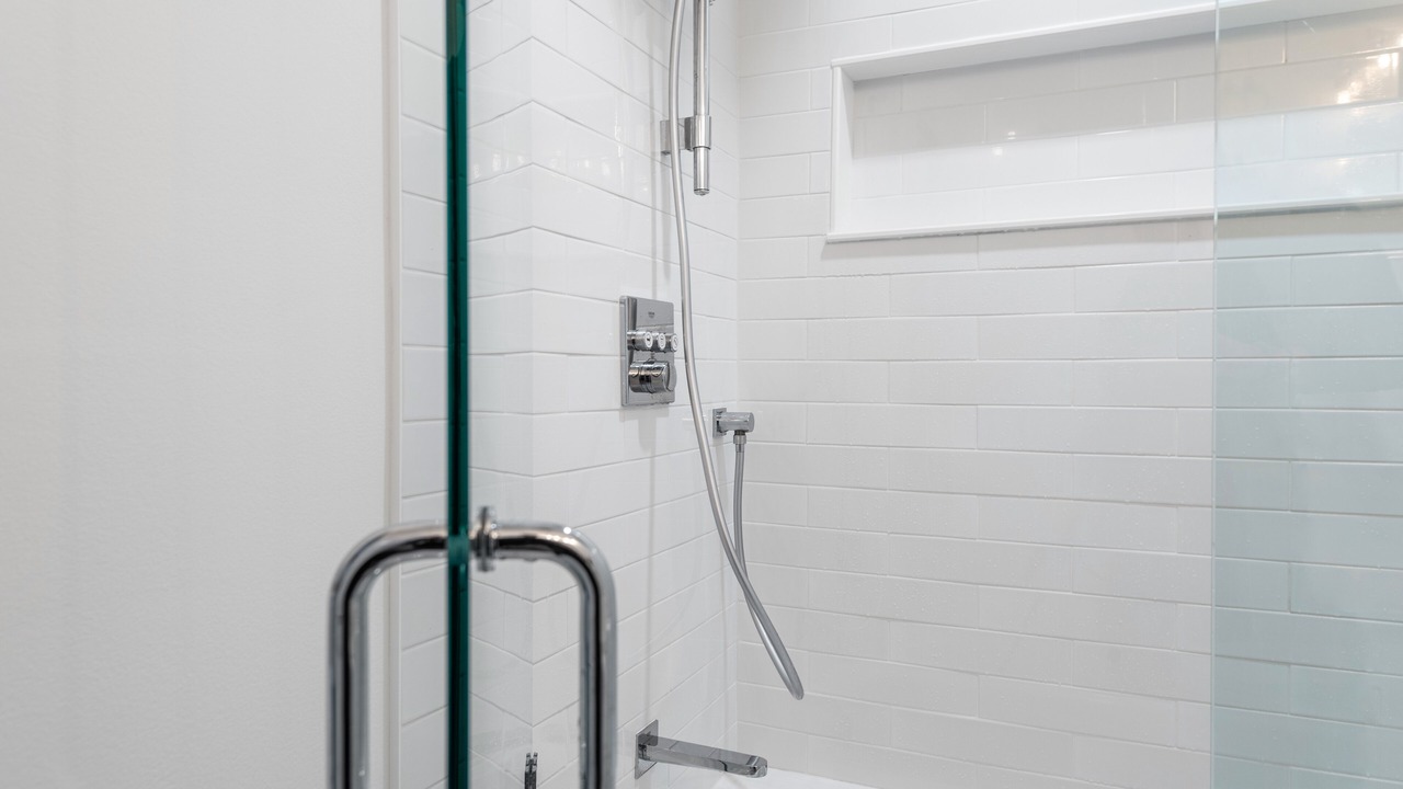 Photo of Bathroom in Hunt Club