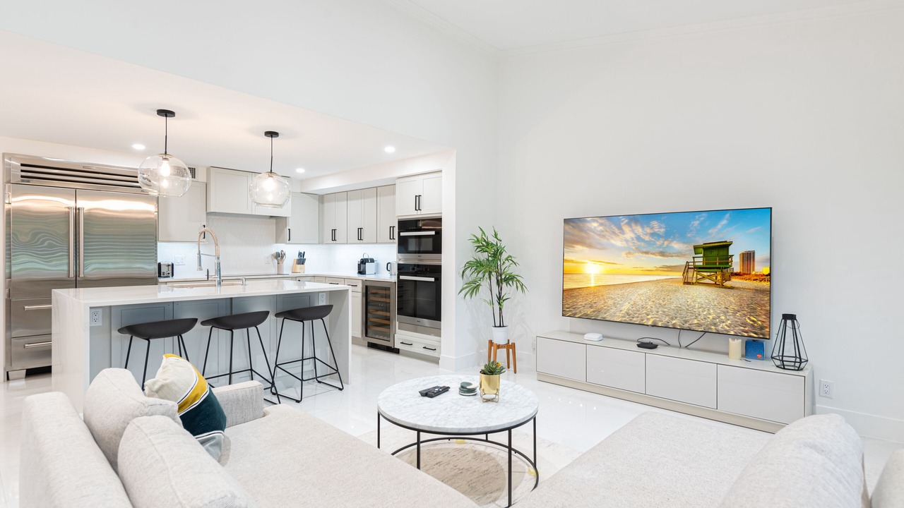 Photo of Livingroom in Hunt Club