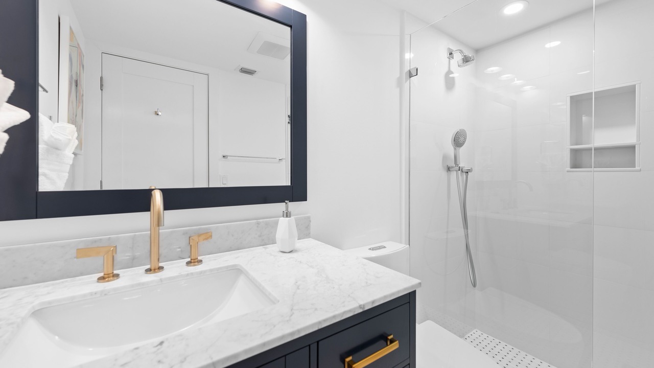 Photo of Bathroom in Hunt Club