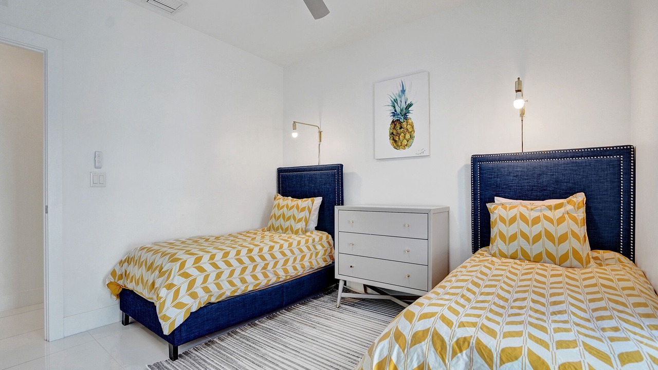 Photo of Bedroom in Pompano Beach