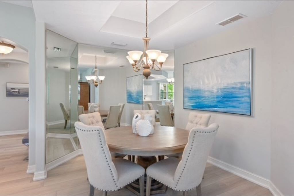 Photo of Livingroom in Hammock Bay