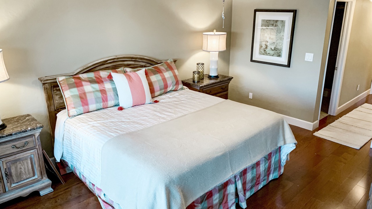 Photo of Bedroom in Vanderbilt Beach