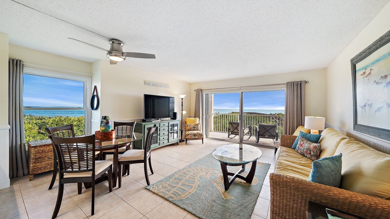 Photo of Livingroom in Stuart
