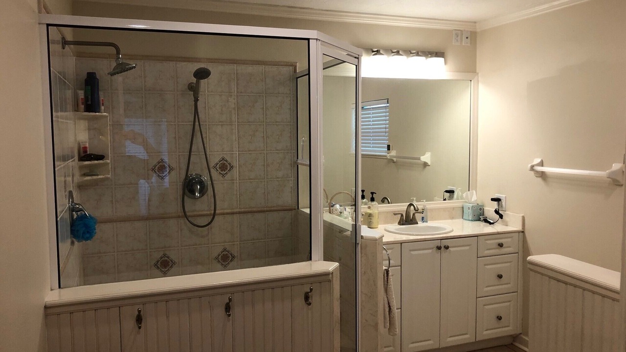 Photo of Bathroom in Placid Lakes