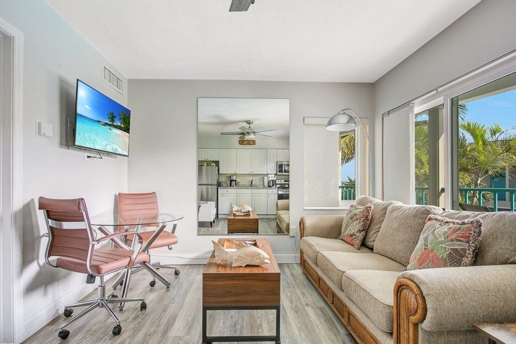 Photo of Livingroom in Bay Esplanade