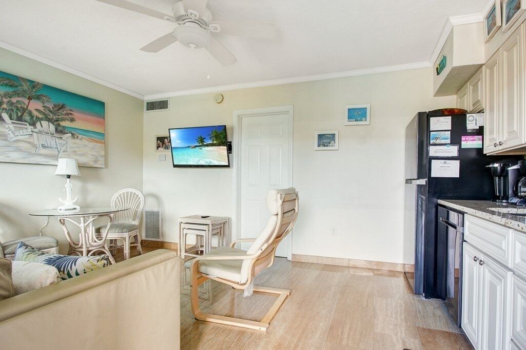 Photo of Livingroom in Bay Esplanade