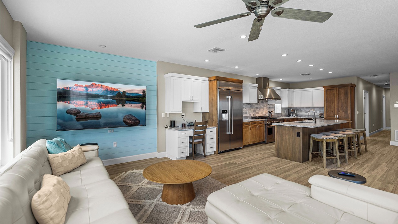 Photo of Livingroom in Redington Shores