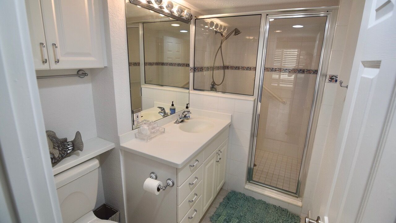 Photo of Bathroom in Stuart