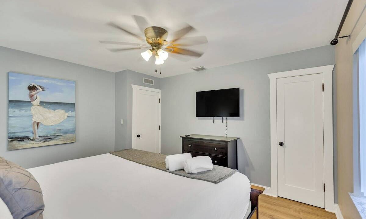 Photo of Bedroom in River Oaks