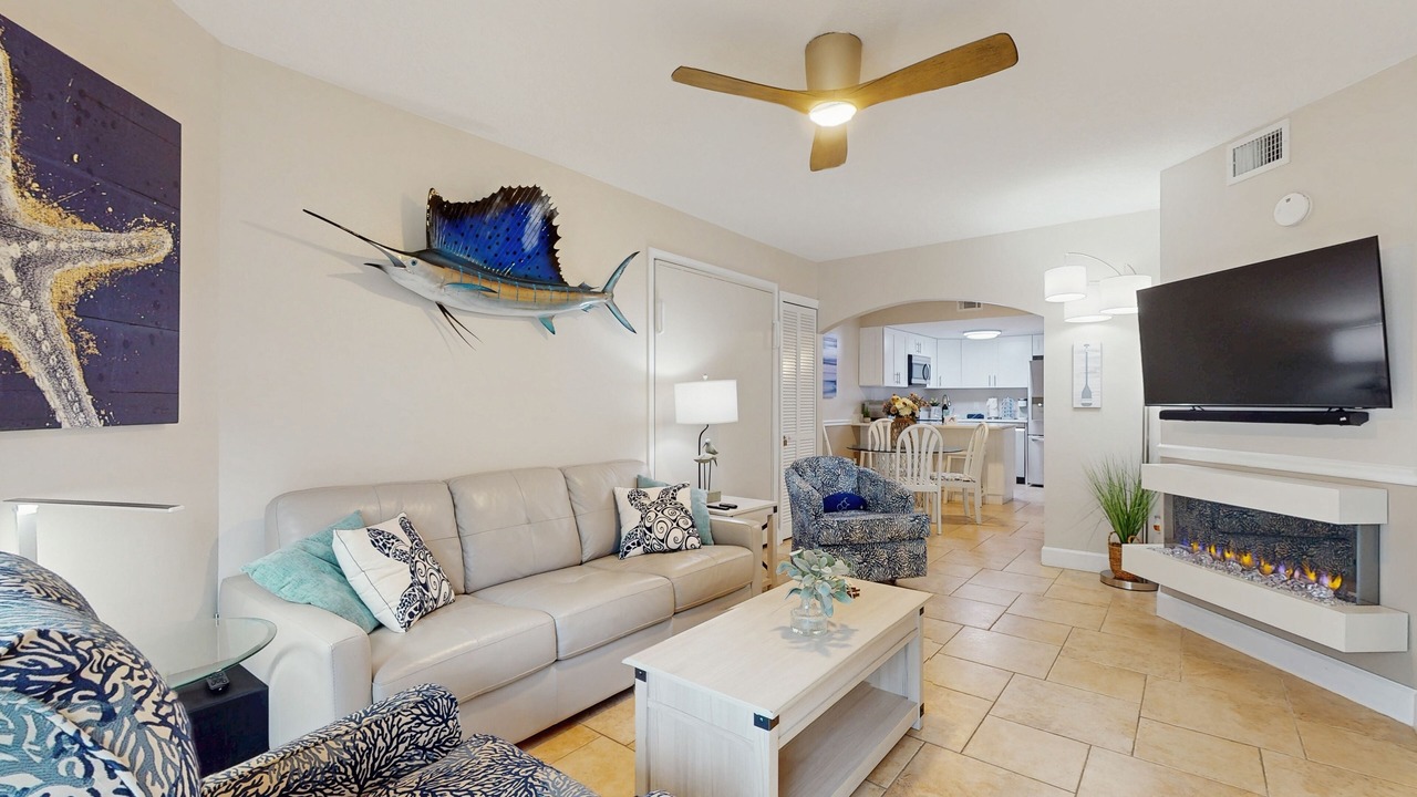 Photo of Livingroom in Cape Caneveral Beach Gardens