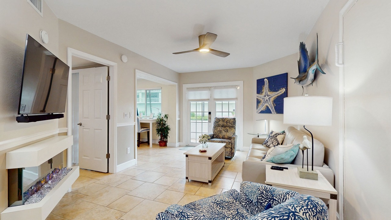 Photo of Livingroom in Cape Caneveral Beach Gardens