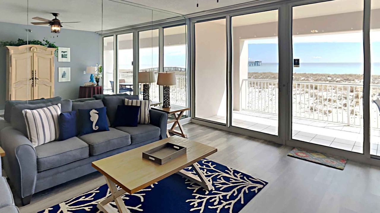 Photo of Livingroom in Navarre Beach