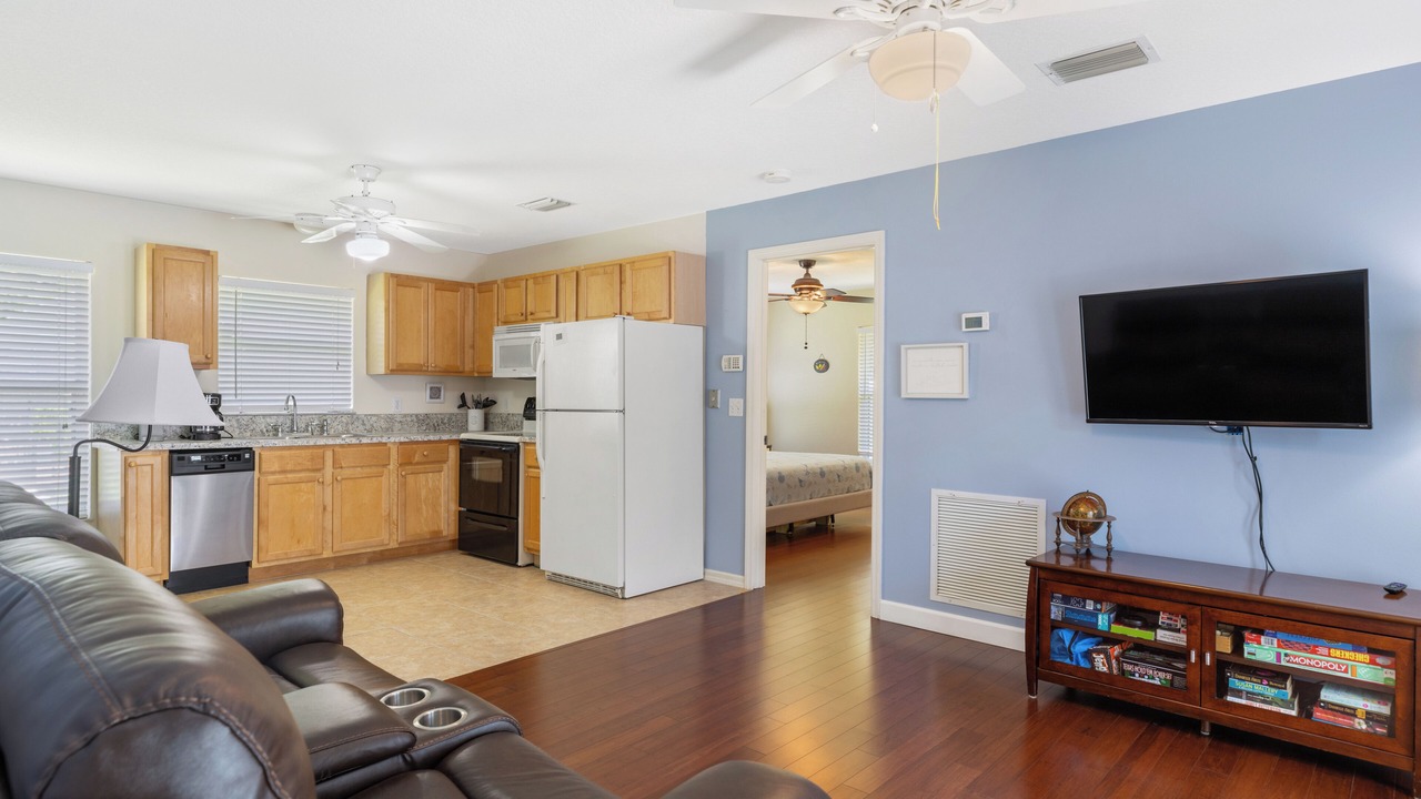 Photo of Livingroom in Sebastian Highlands