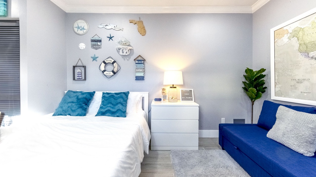 Photo of Bedroom in Royal Poinciana