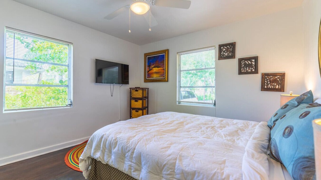 Photo of Bedroom in Indian Beach Sapphire Shores