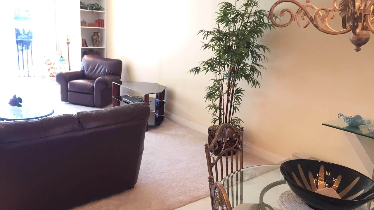 Photo of Livingroom in Highland Beach