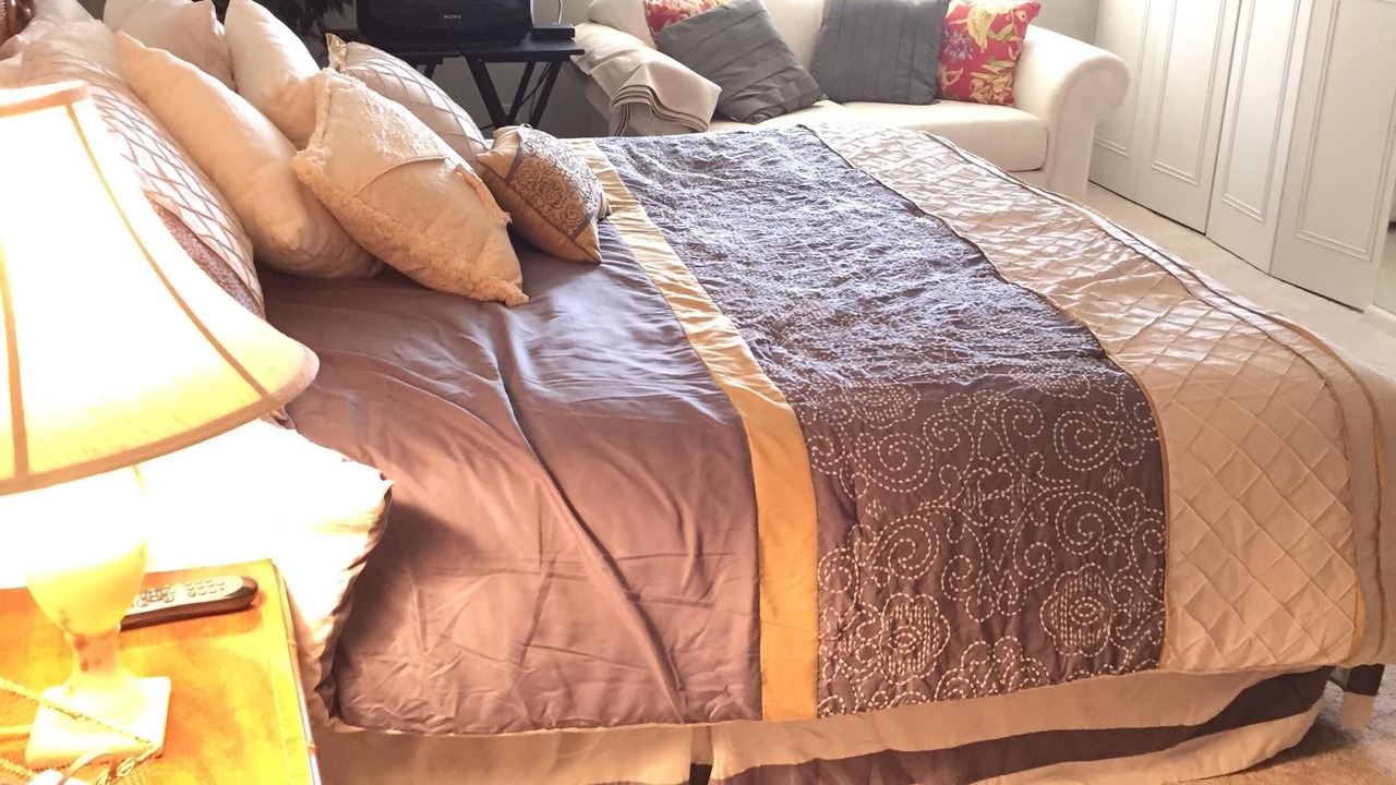 Photo of Bedroom in Highland Beach