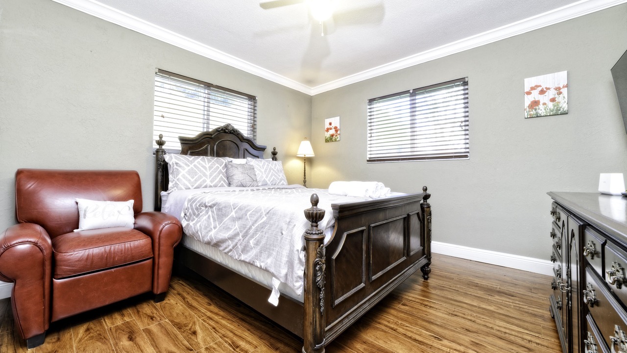 Photo of Bedroom in Cooper City