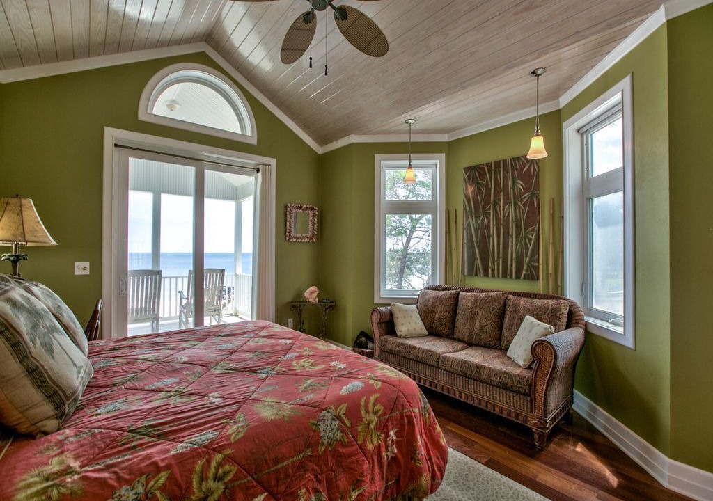Photo of Bedroom in Panacea