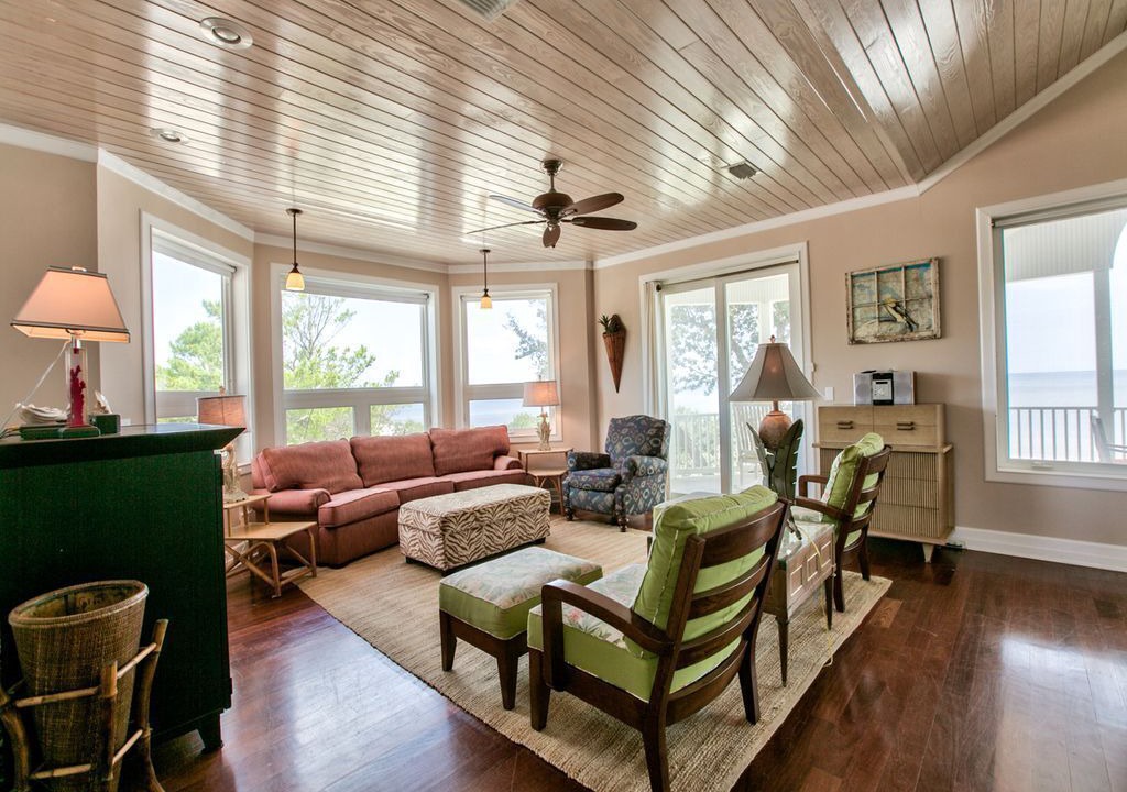 Photo of Livingroom in Panacea