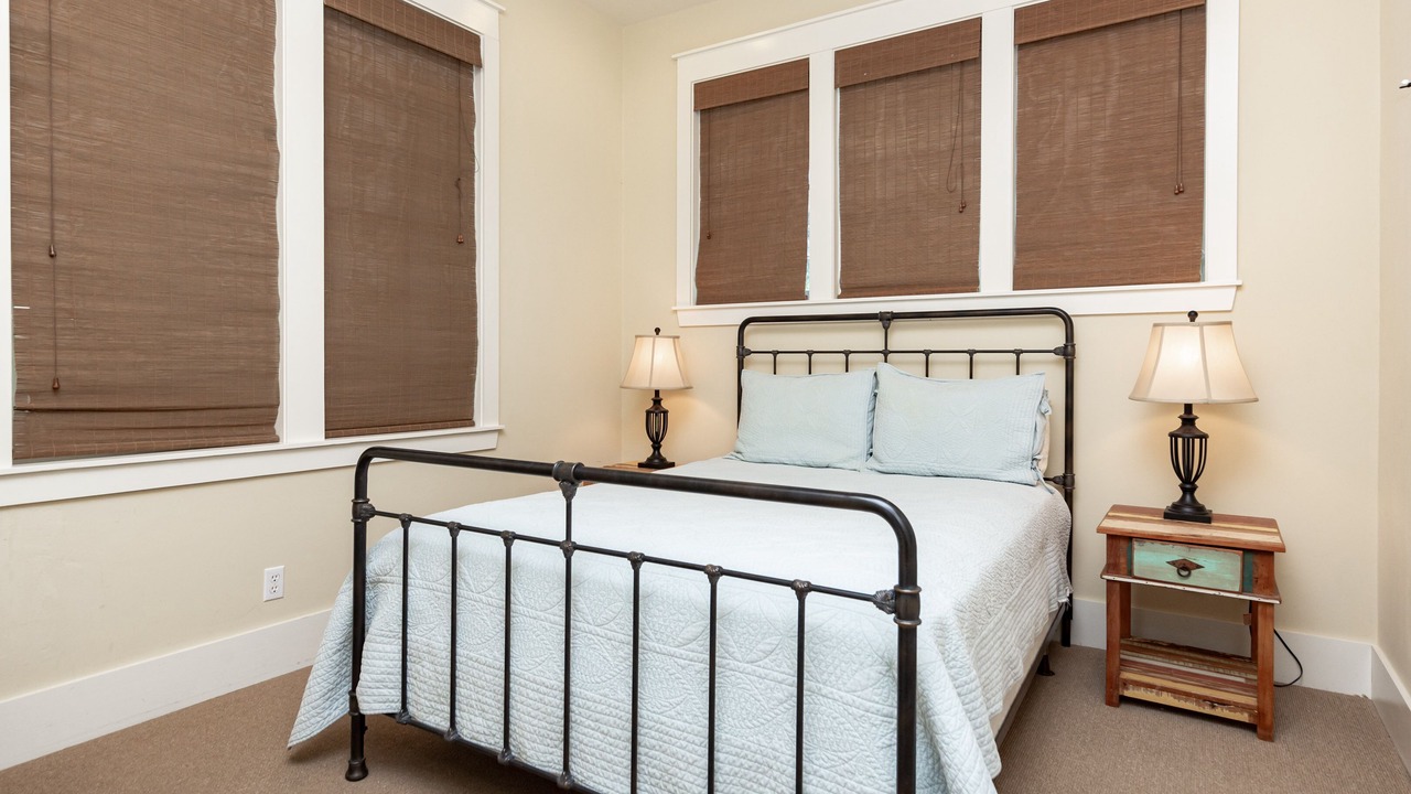 Photo of Bedroom in Apalachicola