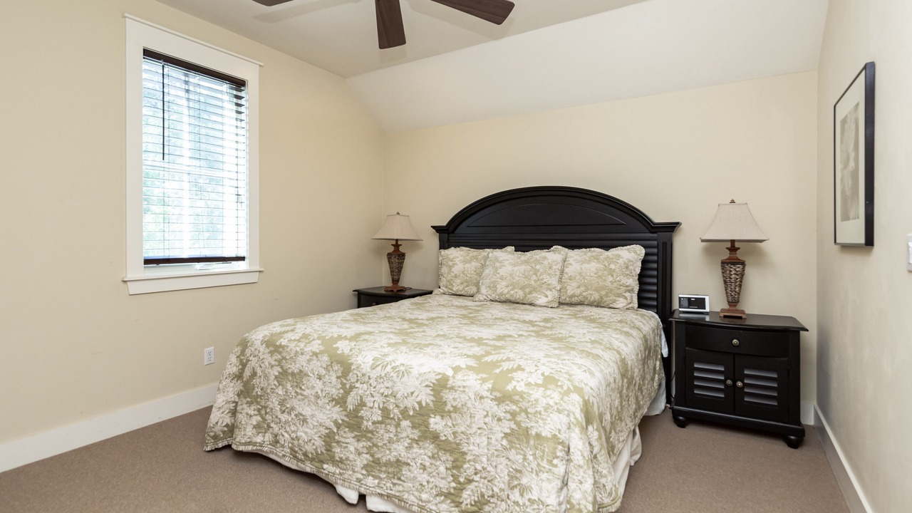 Photo of Bedroom in Apalachicola