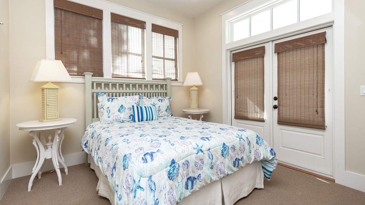 Photo of Bedroom in Apalachicola