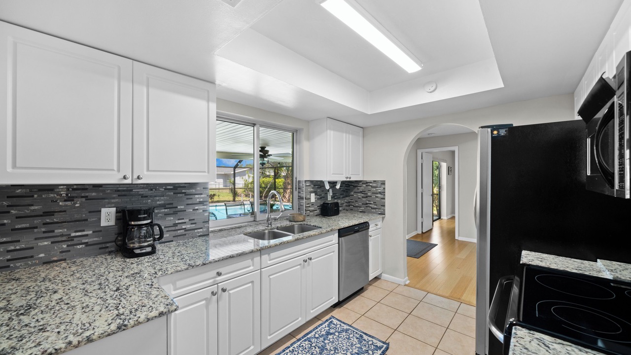 Photo of Kitchen in Caloosahatchee