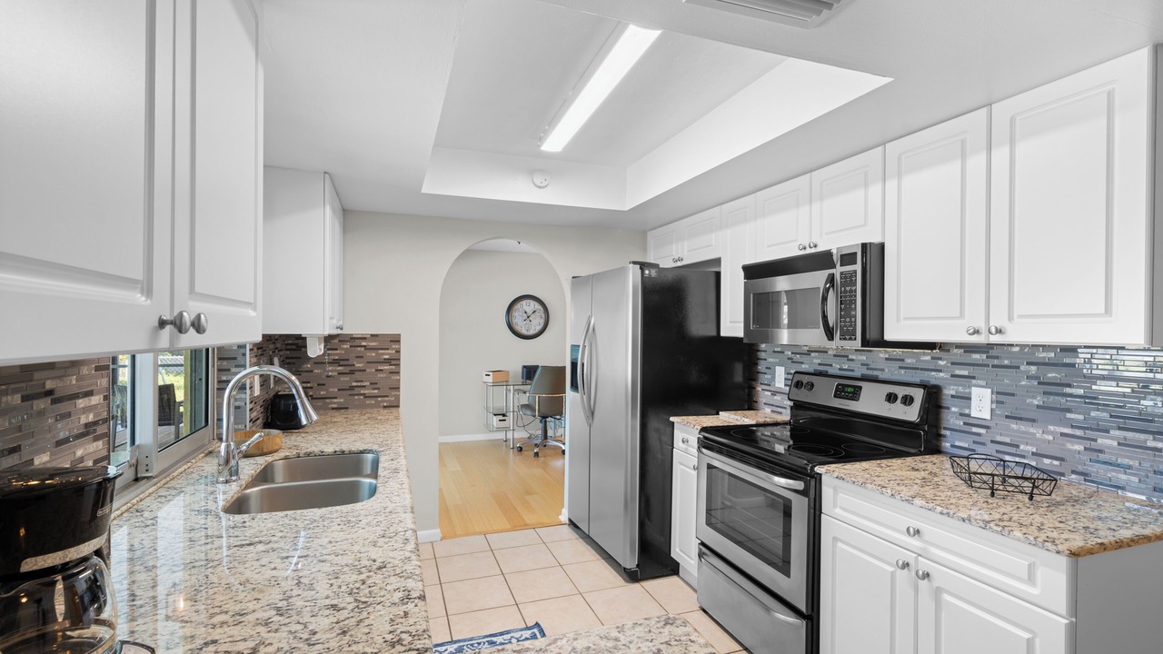 Photo of Kitchen in Caloosahatchee