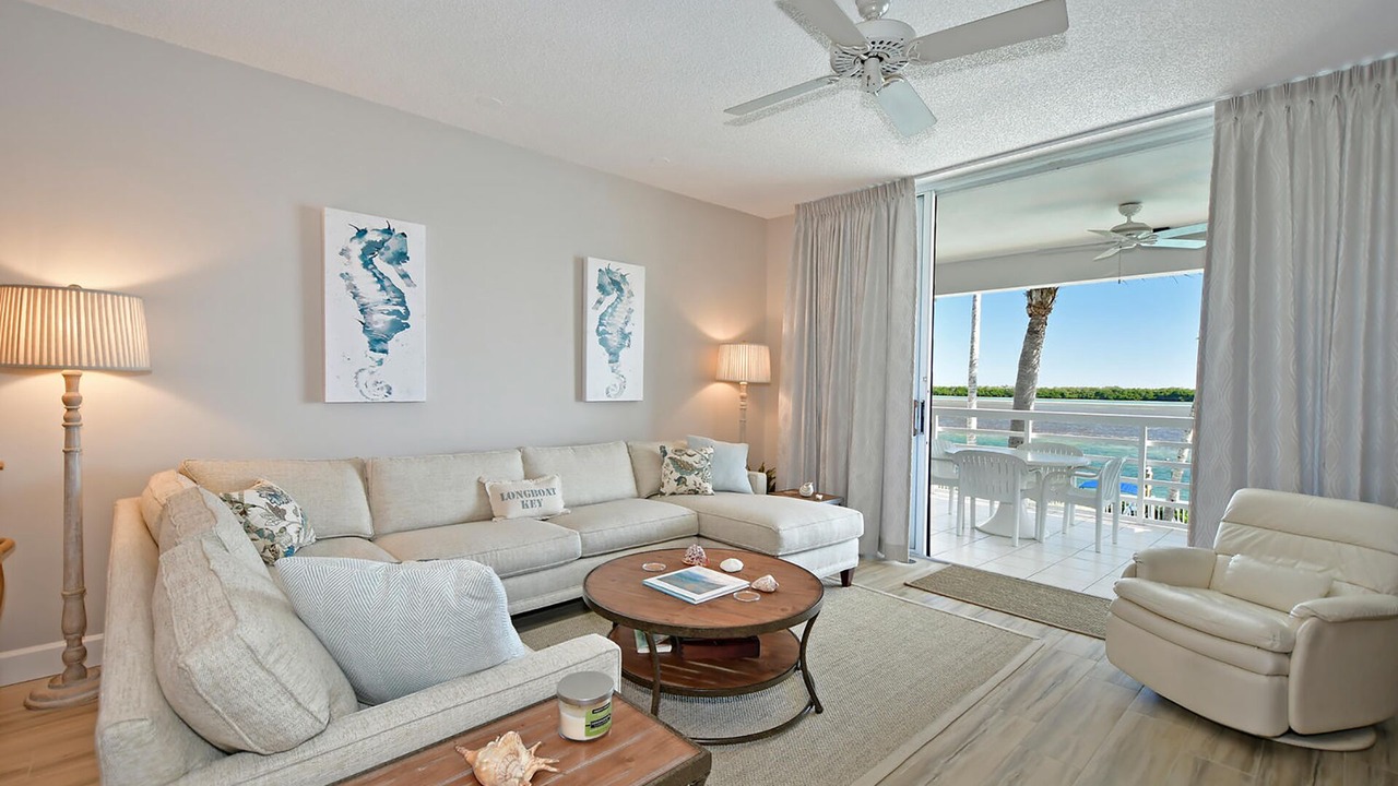 Photo of Livingroom in Whitney Beach