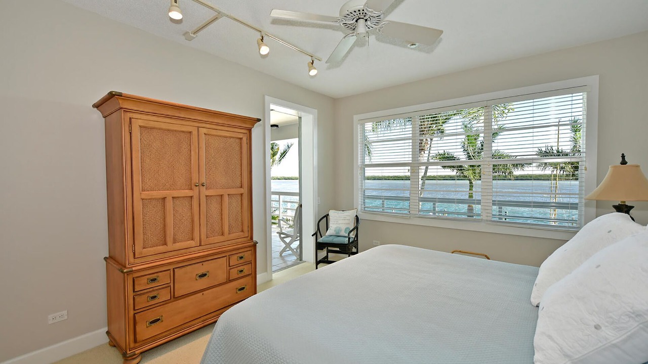 Photo of Bedroom in Whitney Beach