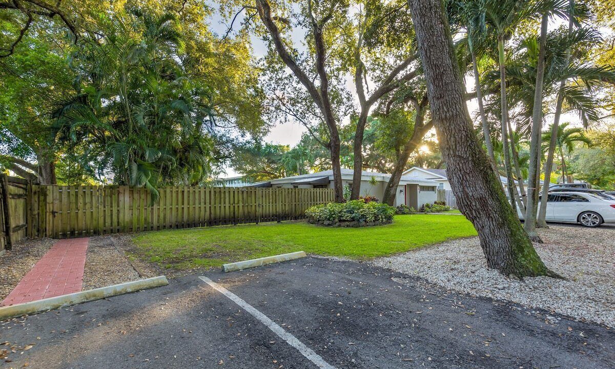 Photo of Outdoor in River Oaks