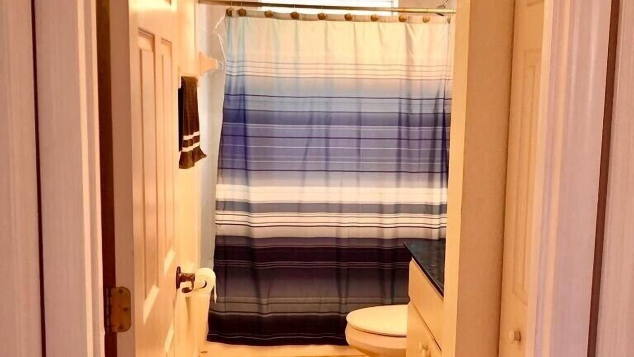 Photo of Bathroom in Pine Valley