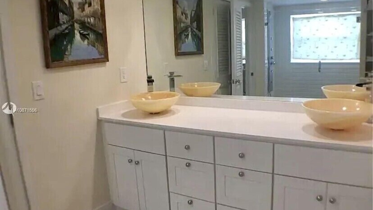 Photo of Bathroom in Tarpon River