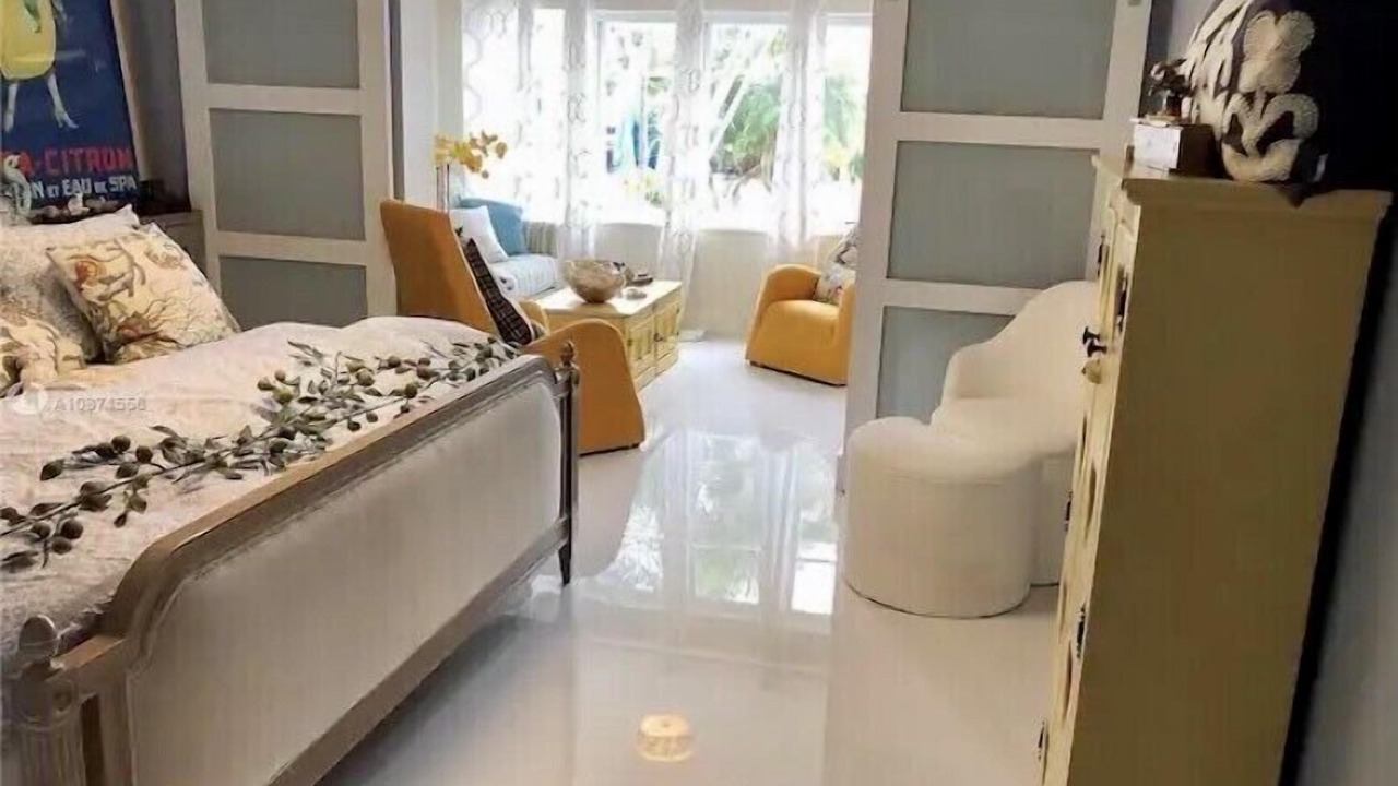 Photo of Bedroom in Tarpon River