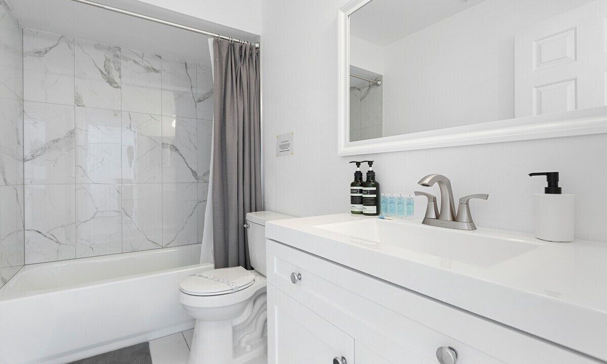 Photo of Bathroom in Lindfields
