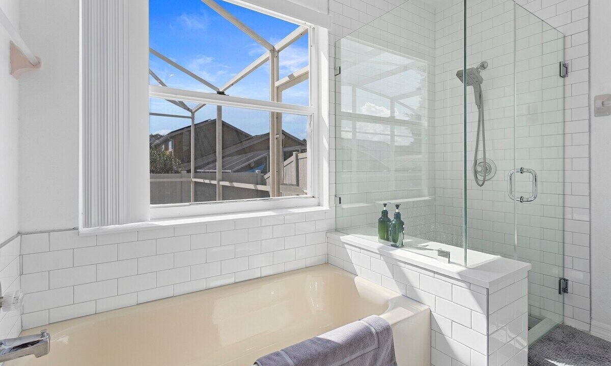 Photo of Bathroom in Lindfields