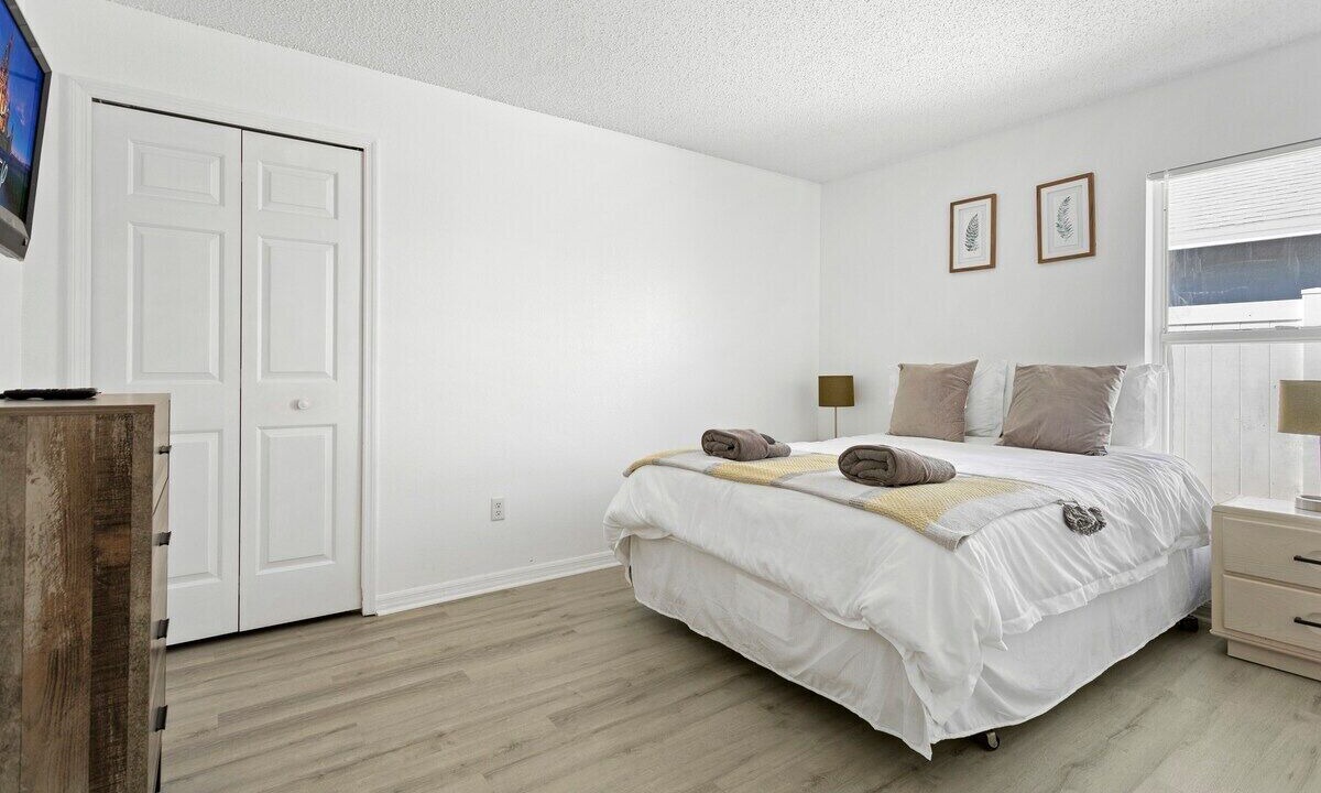 Photo of Bedroom in Lindfields