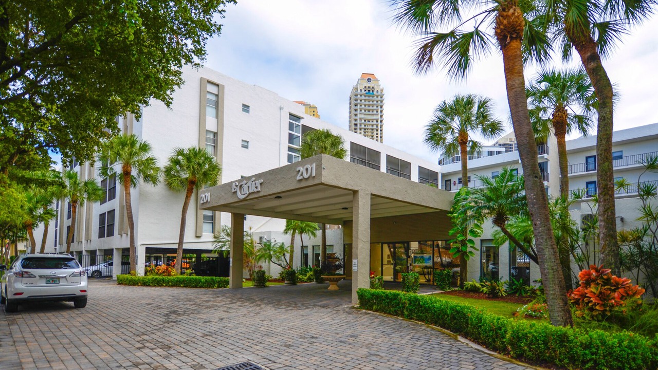 Photo of Outdoor in Sunny Isles Beach