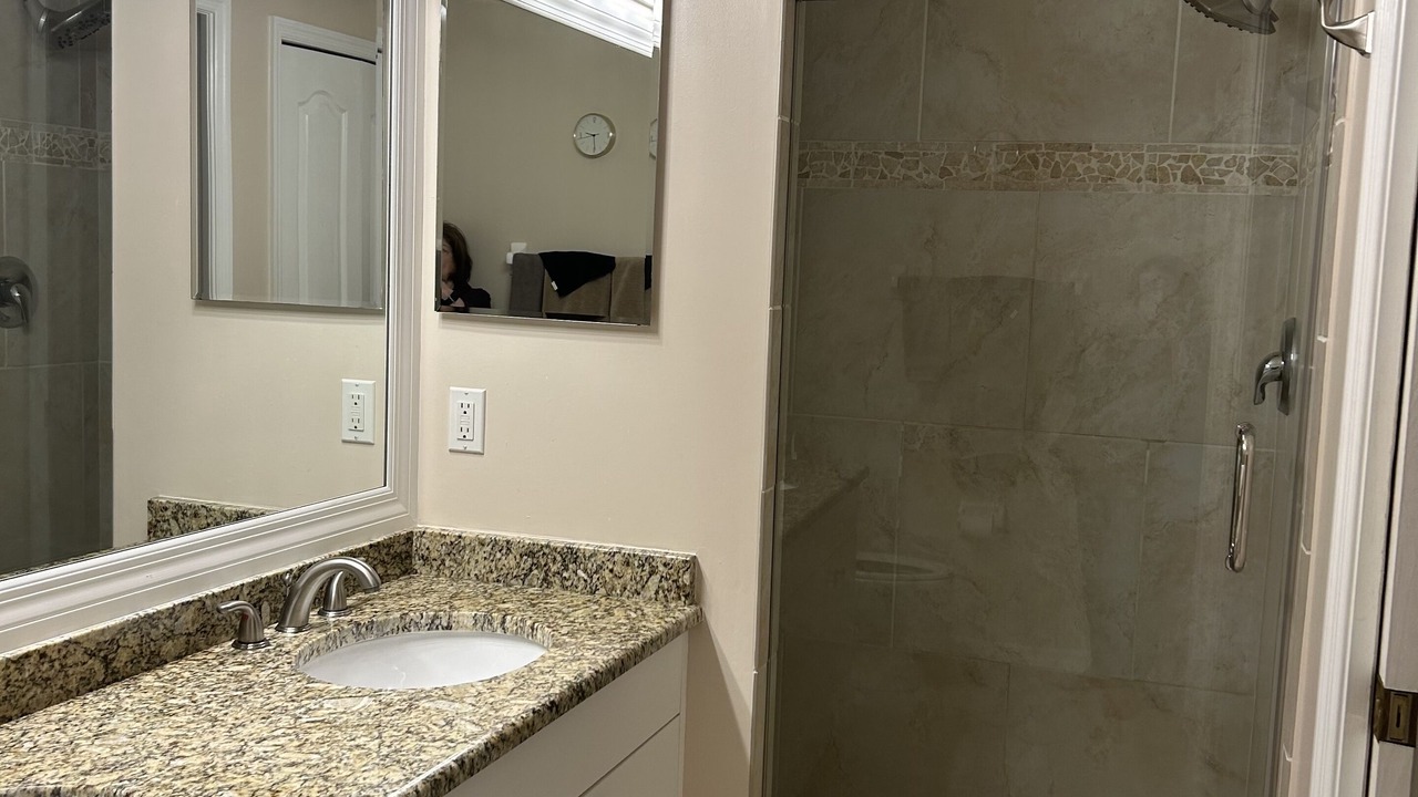 Photo of Bathroom in Naples