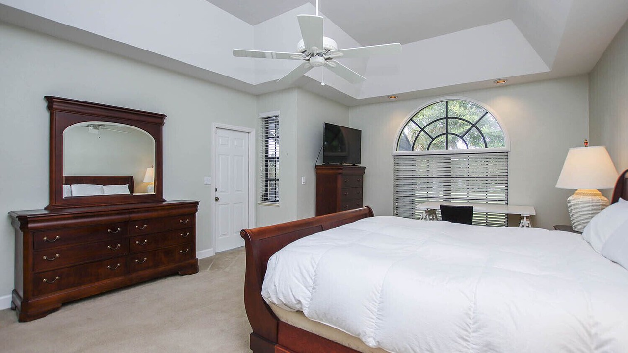Photo of Bedroom in Beachview Country Club Estates