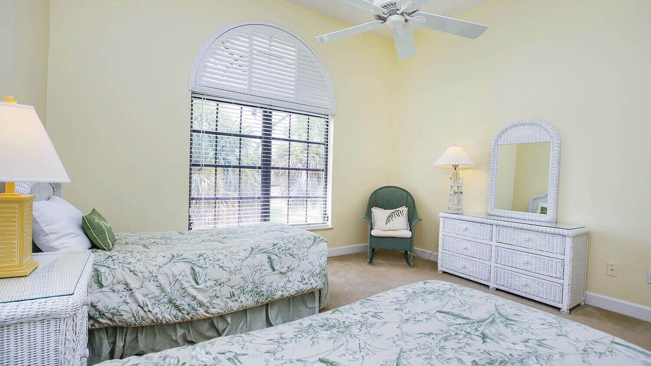 Photo of Bedroom in Beachview Country Club Estates