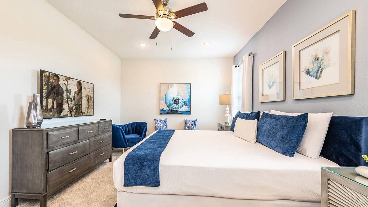Photo of Bedroom in Bay Lake