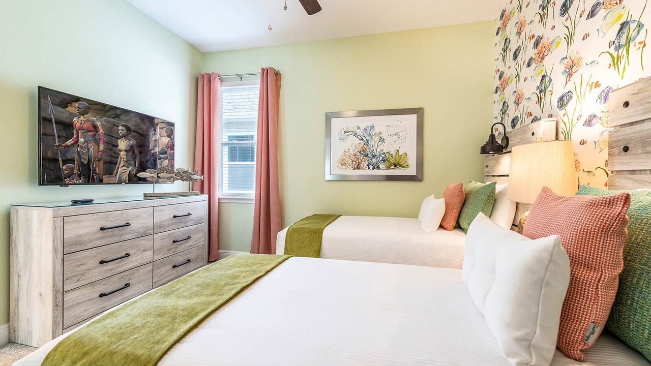 Photo of Bedroom in Bay Lake