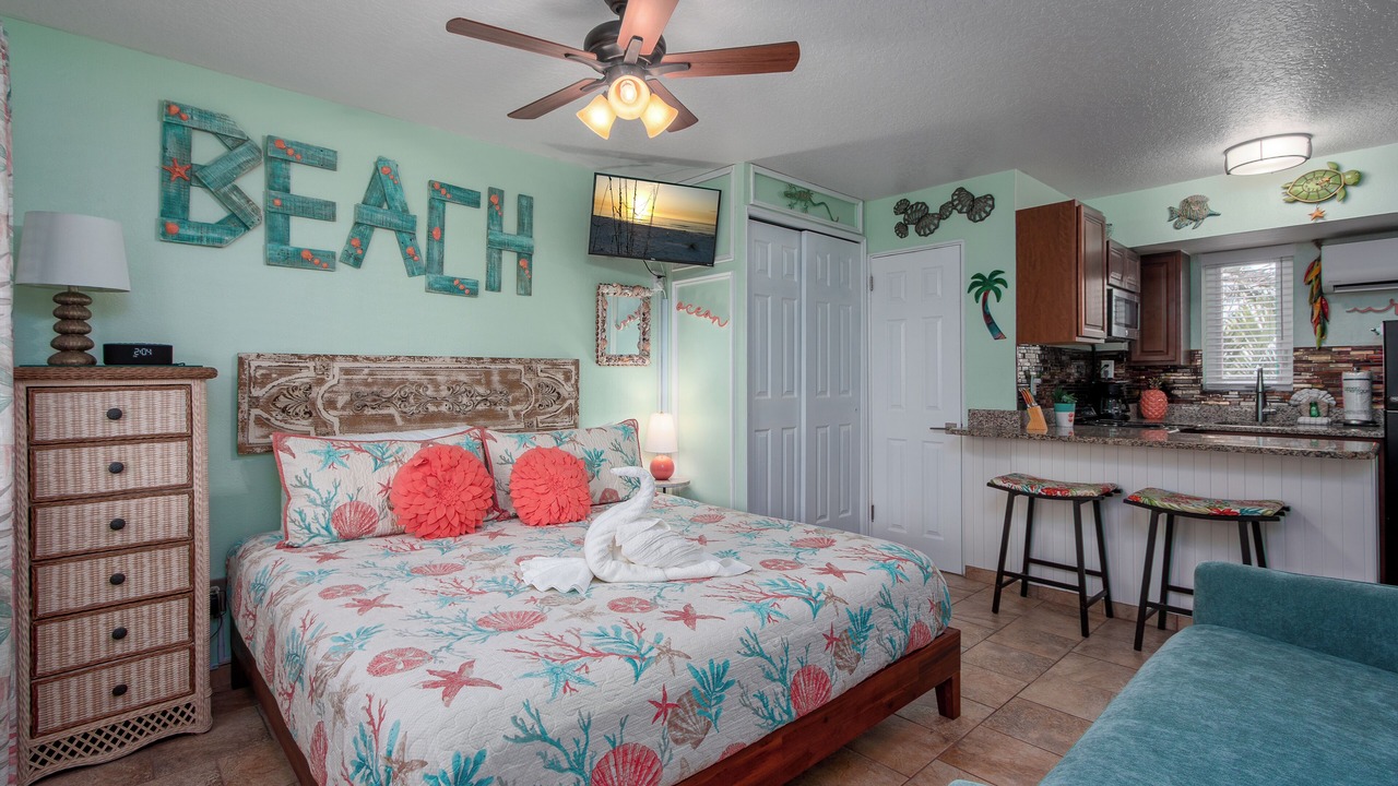 Photo of Bedroom in Treasure Island
